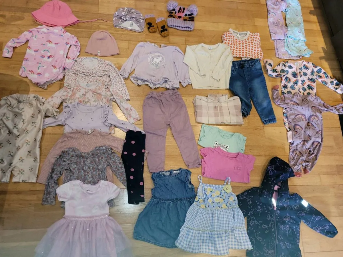 🩷 Girls bundle X 34 quality items age 1.5 to 2 yr - Image 1
