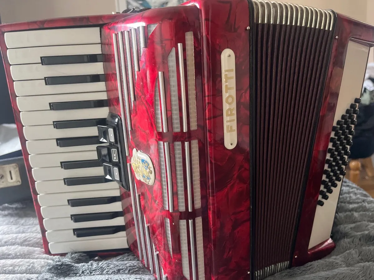 Accordion - Image 4
