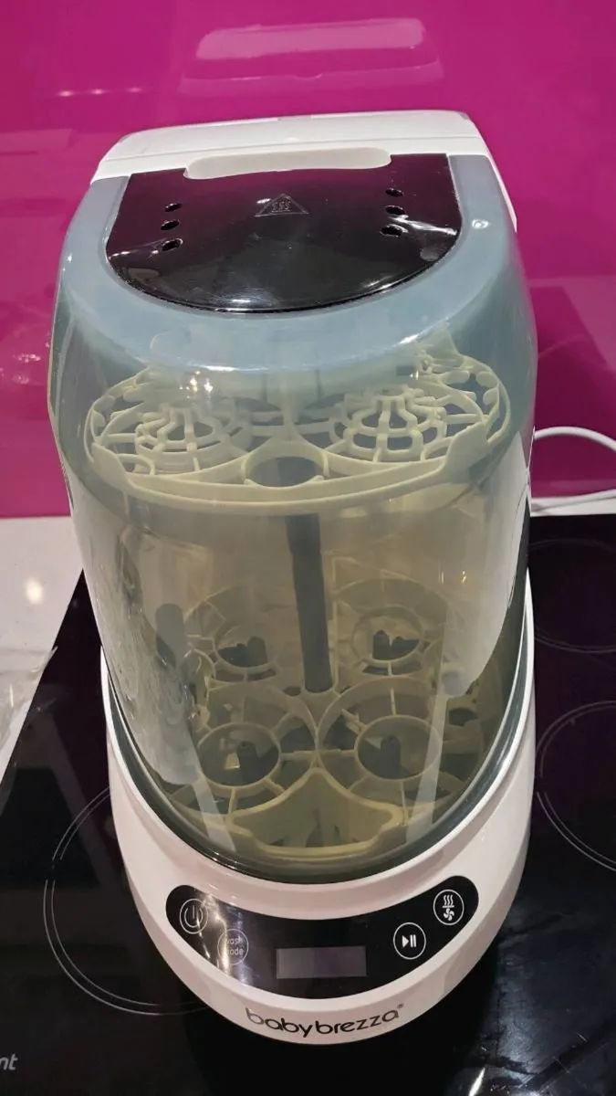 Baby Brezza Bottoe Washer Pro - Image 1