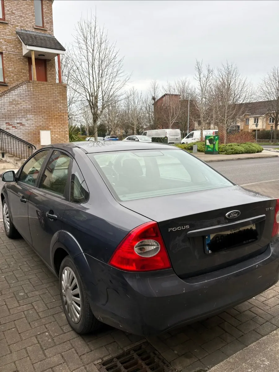 Ford Focus 2008 - Image 2