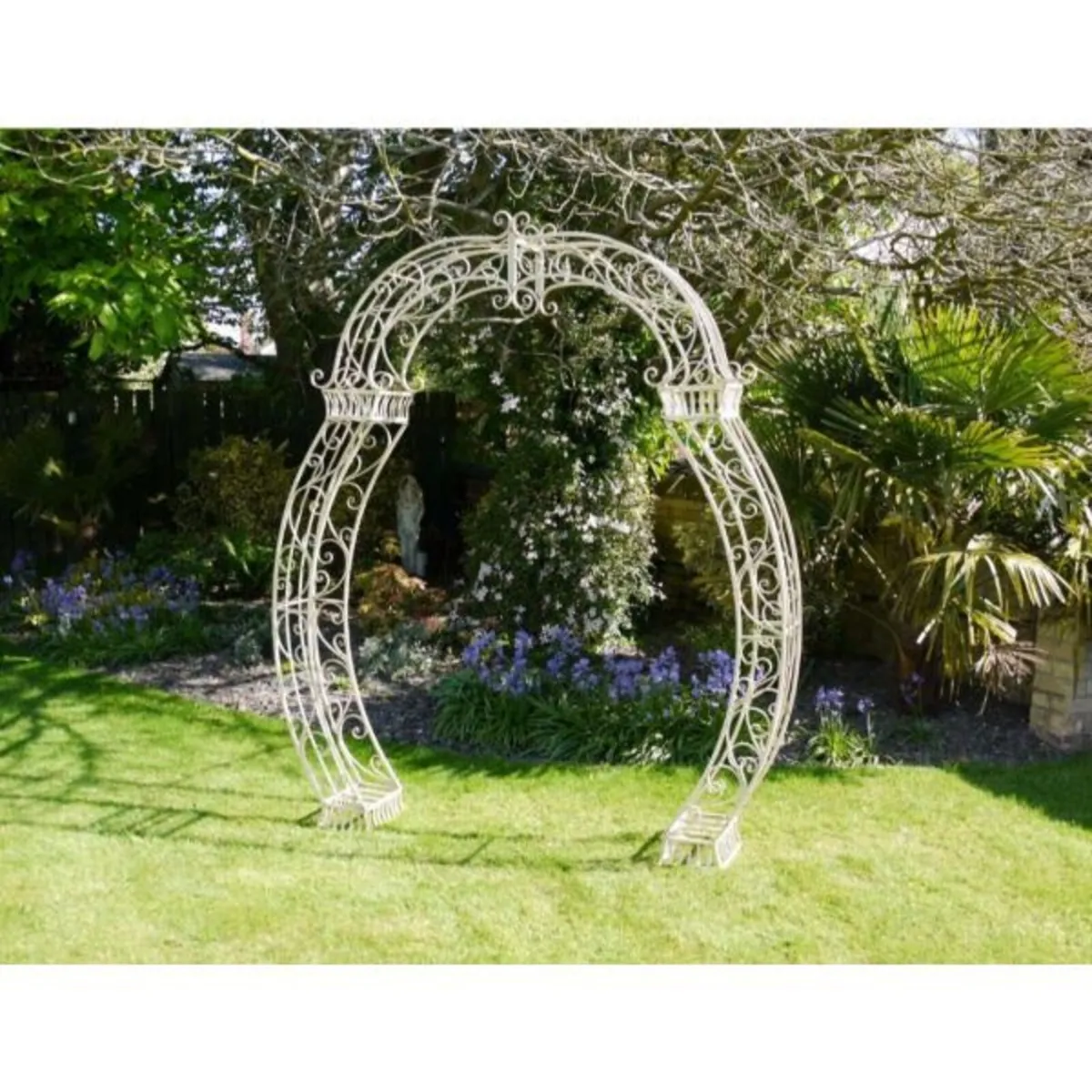 Arch 2 – Cream – D2246