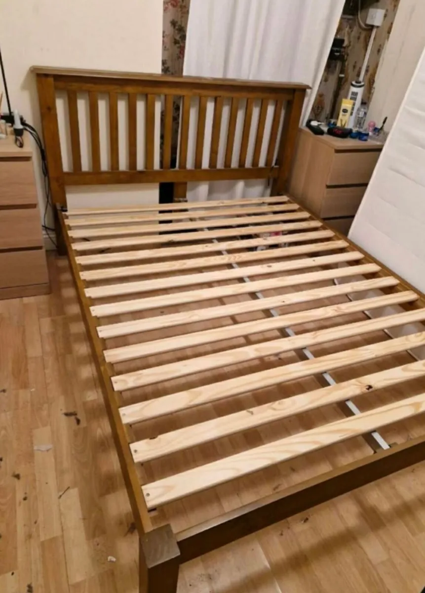 Solid oak king size bed