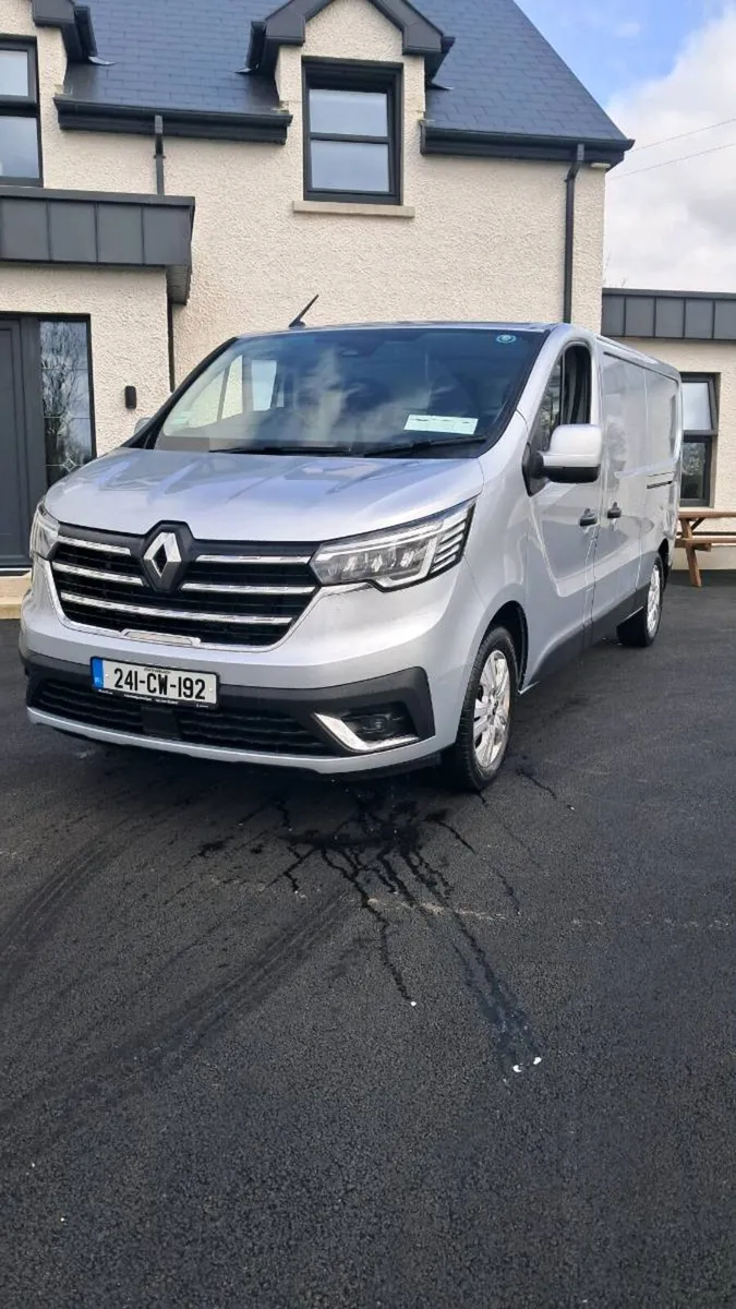 Renault traffic - Image 2