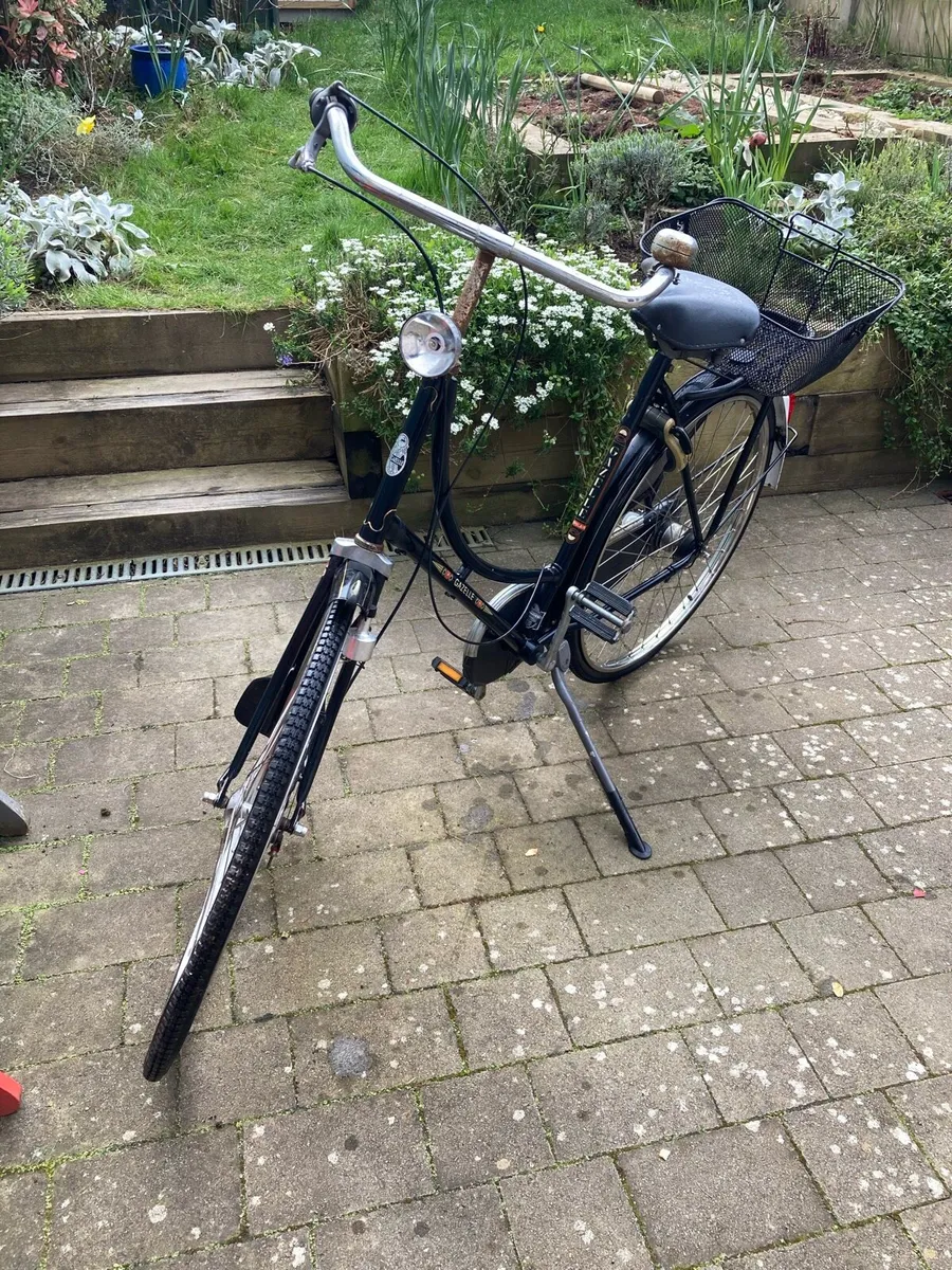 Gazelle Populair women’s bike - Image 1