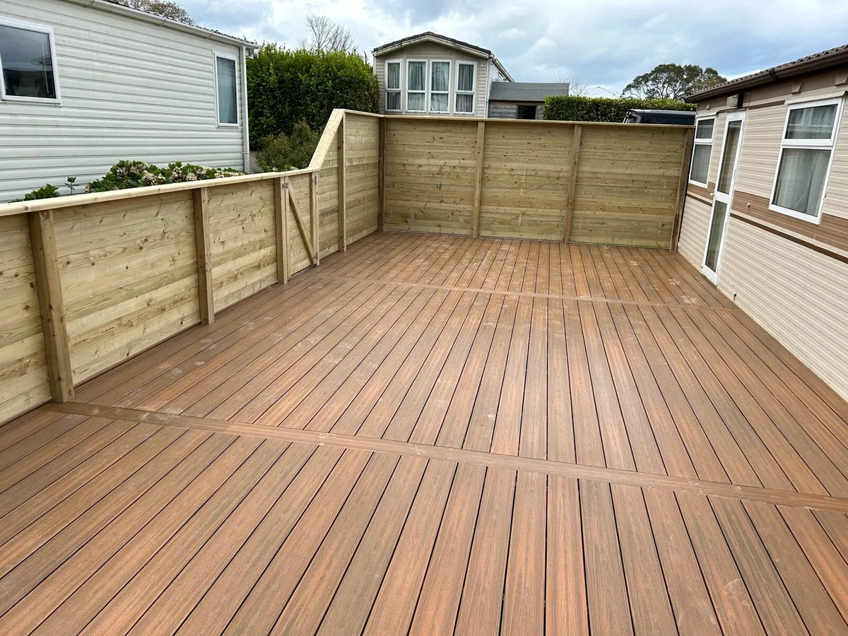 Composite decking board Teak - Image 3