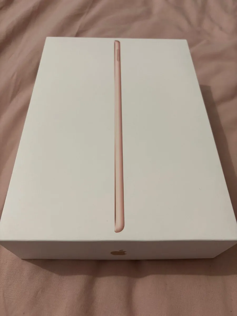 iPad 7th Gen 32gb - Image 3