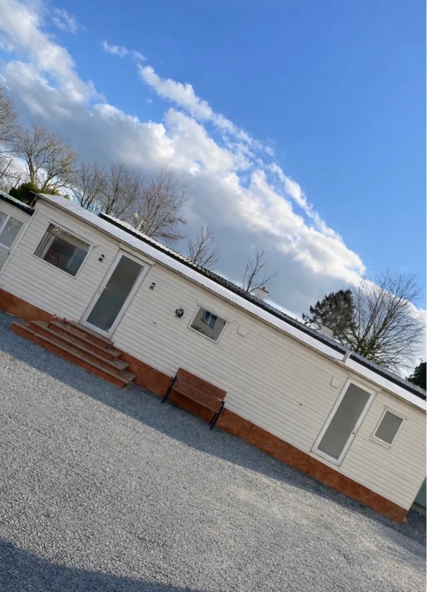 Mobile home - Image 1