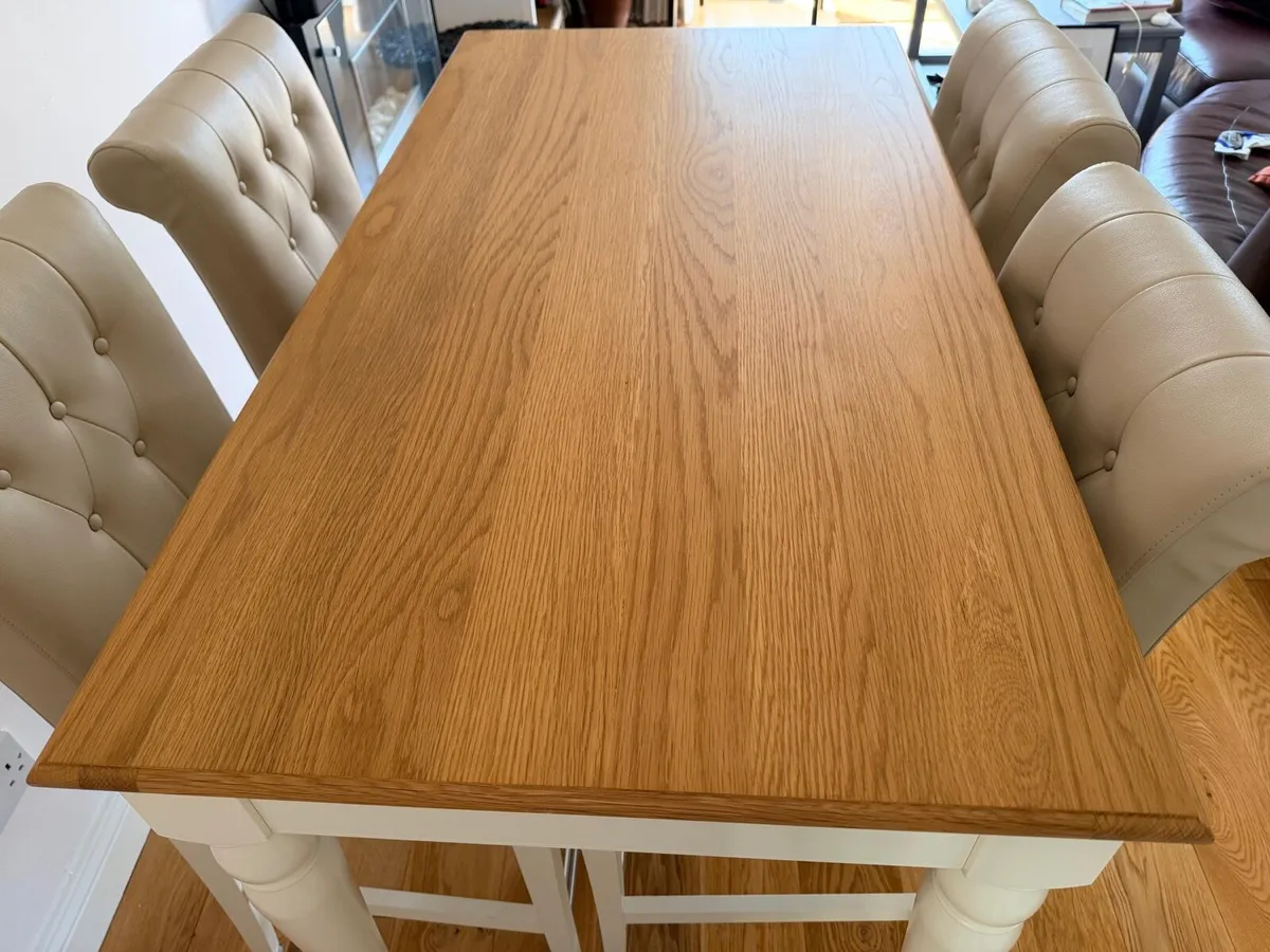 LIKE NEW CONDITION Table and Chairs - Image 4