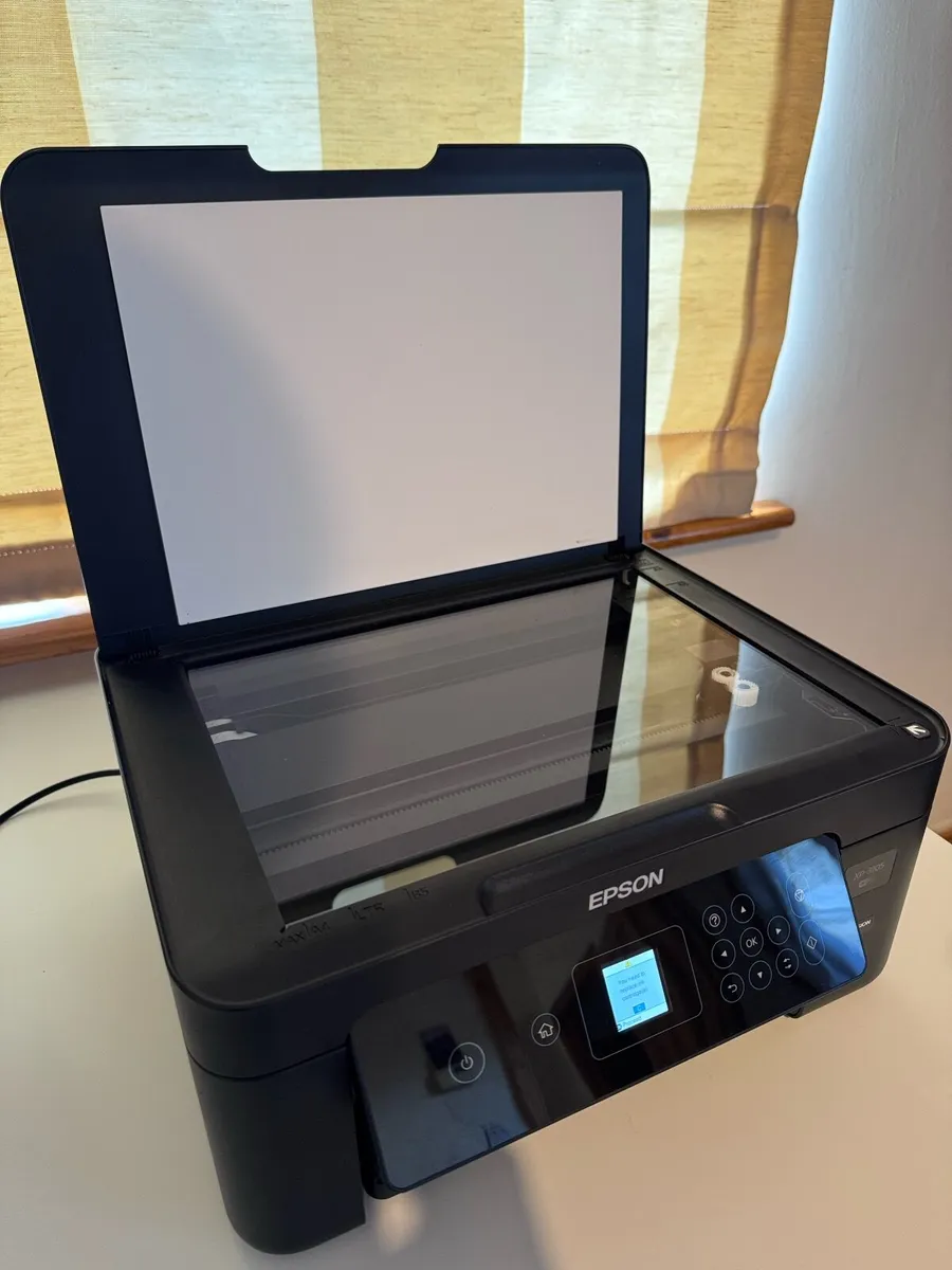 Epson XP-3105 Printer in Very Good Condition - Image 2