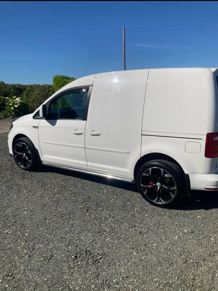 Volkswagen Caddy - Image 4