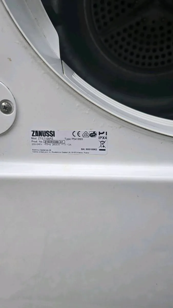 Lindo 100 7kg dryer working perfect - Image 4