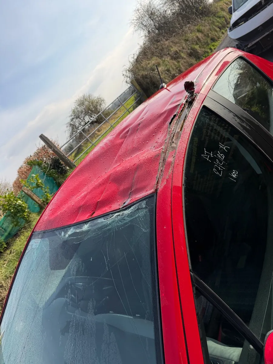 Toyota Yaris - Image 2