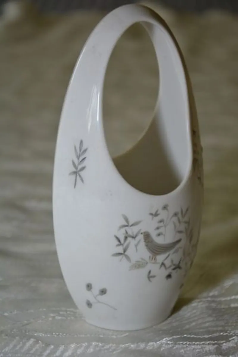 Rosenthal small porcelain basket - Image 2