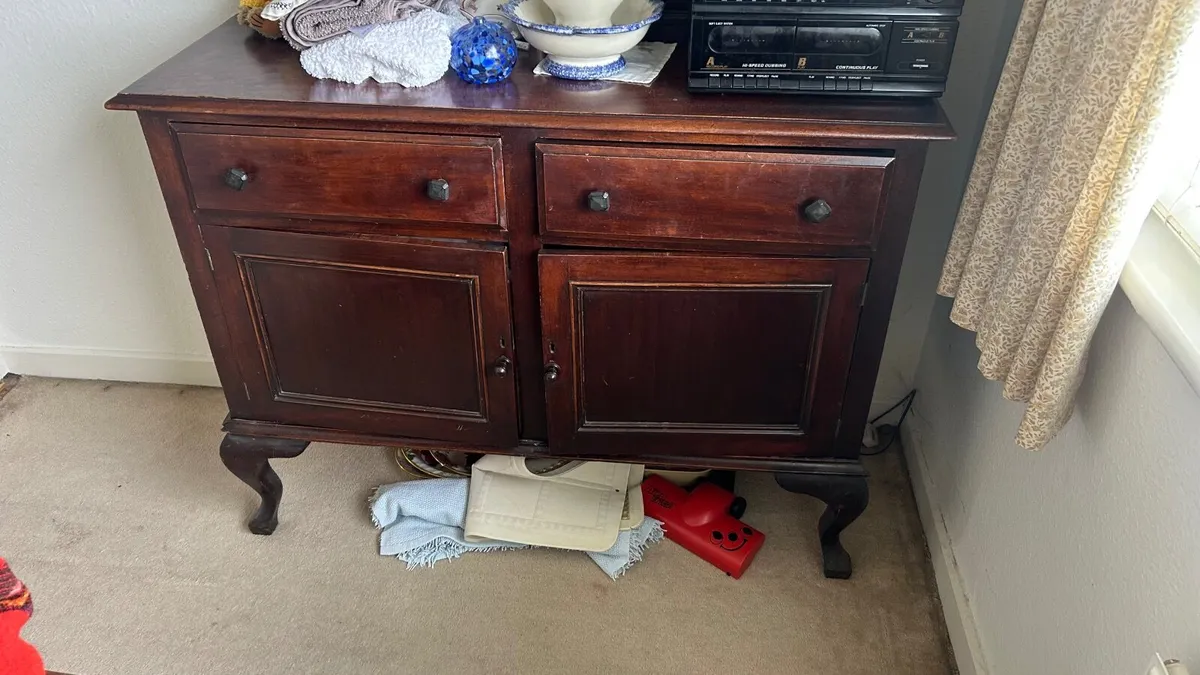 Furniture Misc Bedroom Furniture - Image 2