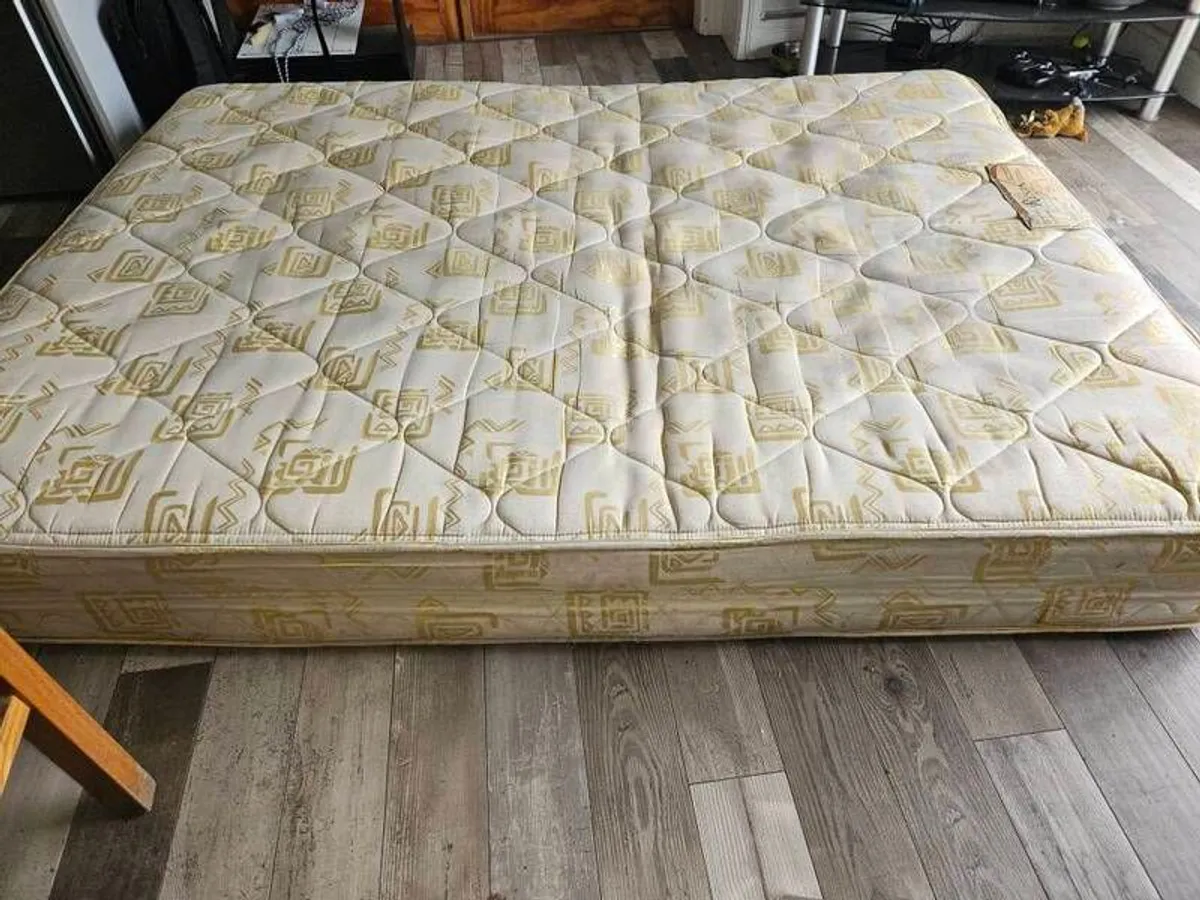 mattress - Image 1