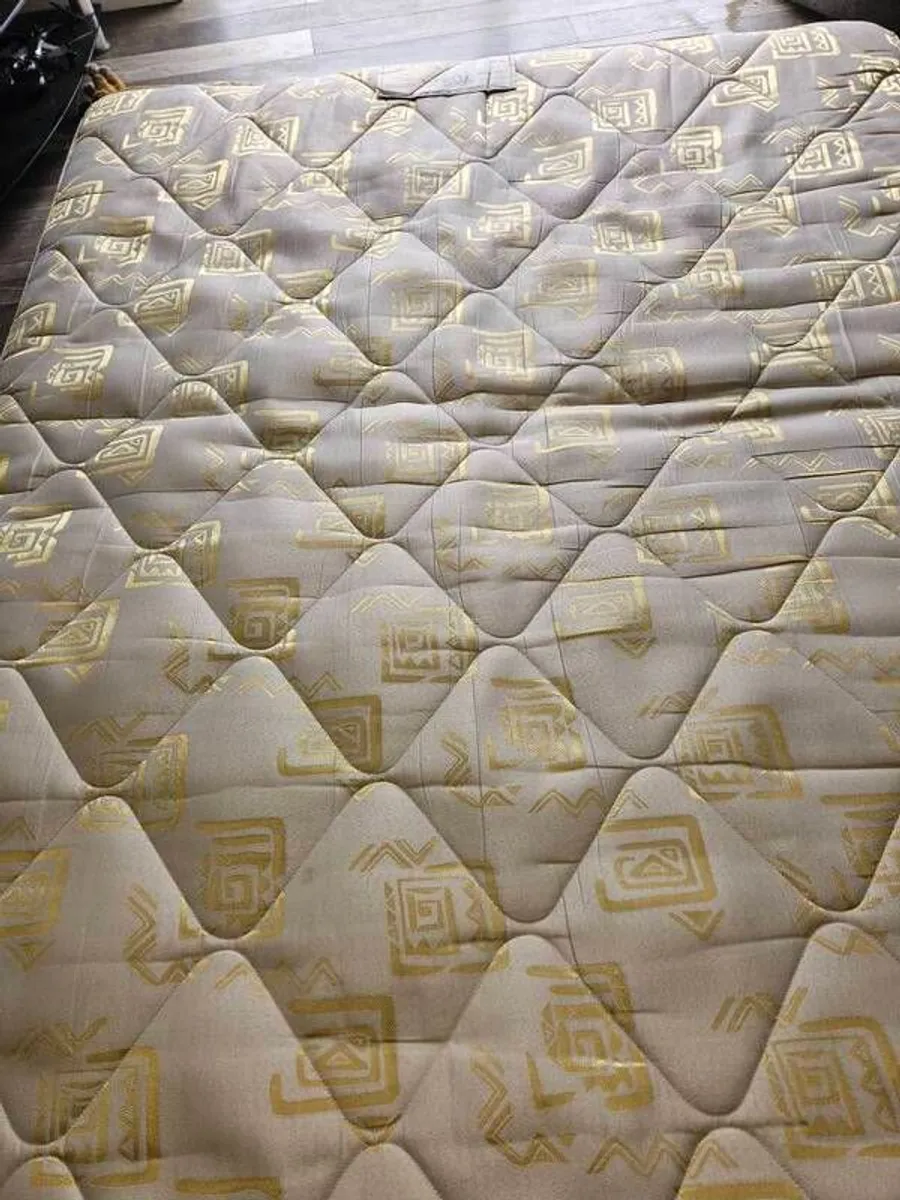 mattress - Image 4
