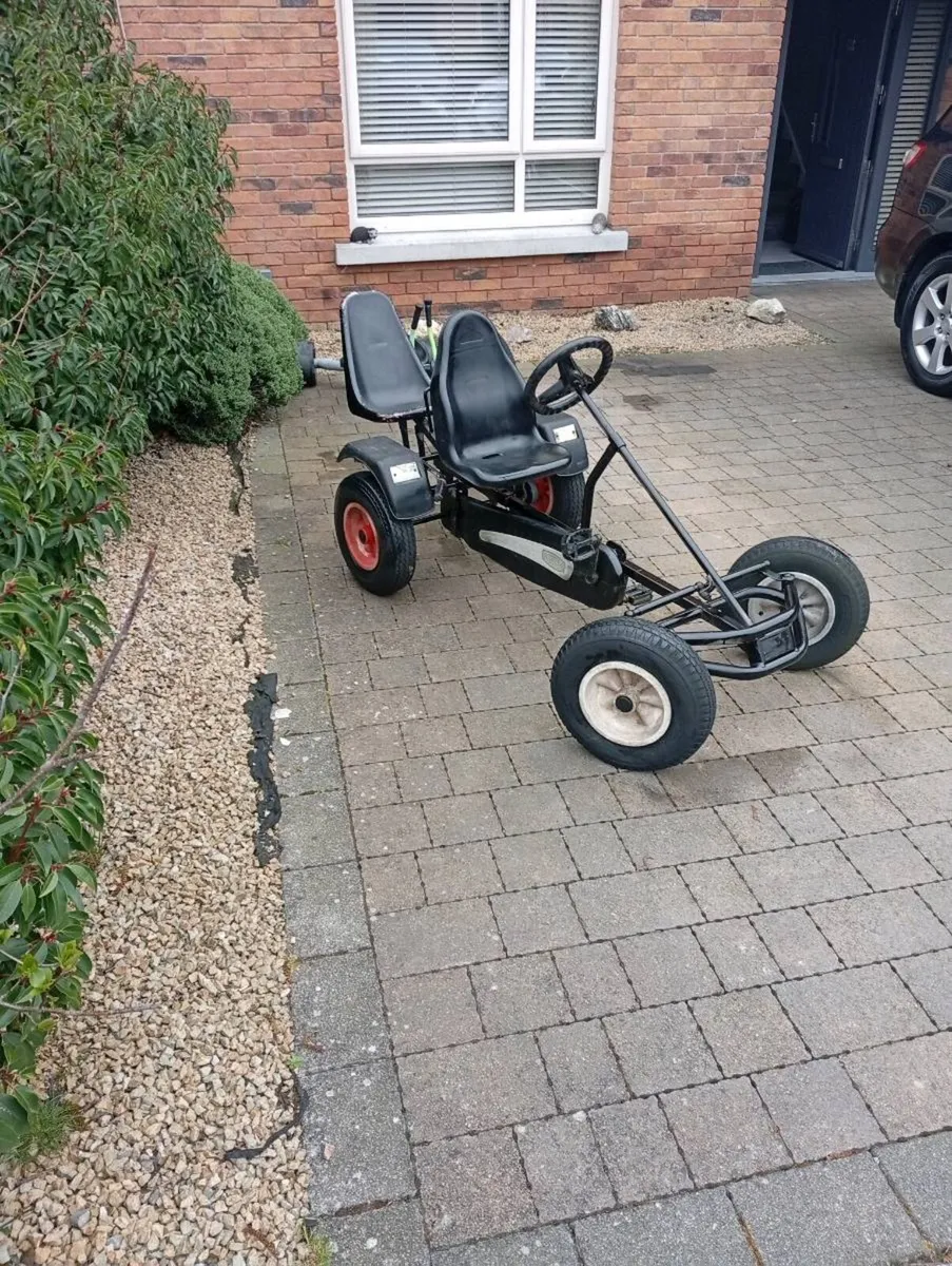 BERG GO CART PLUS EXTRA SEAT AND GREEN MACHINE - Image 3