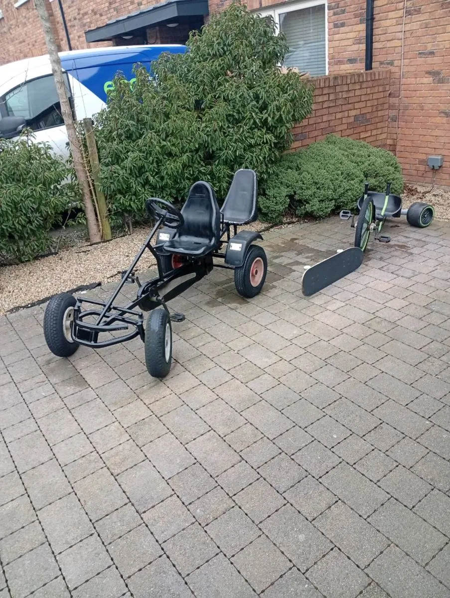 BERG GO CART PLUS EXTRA SEAT AND GREEN MACHINE - Image 1