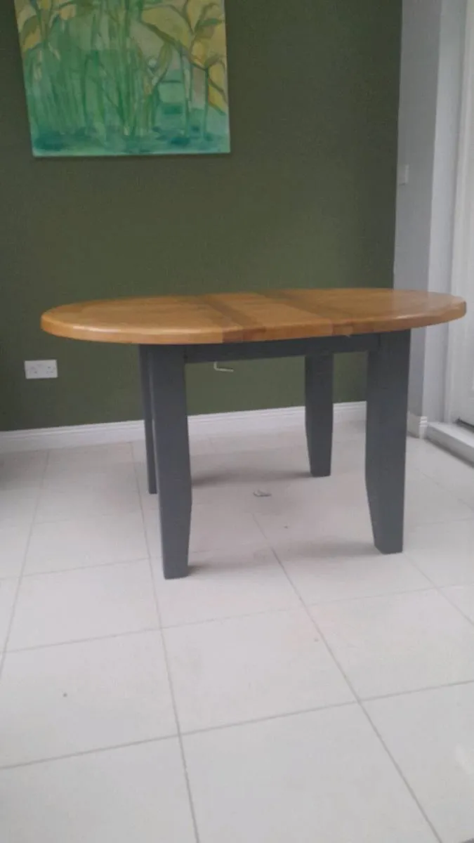 Kitchen Table - Image 1