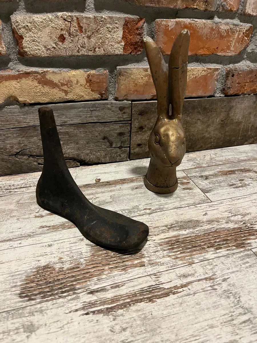 Vintage cobbler shoe - Image 1