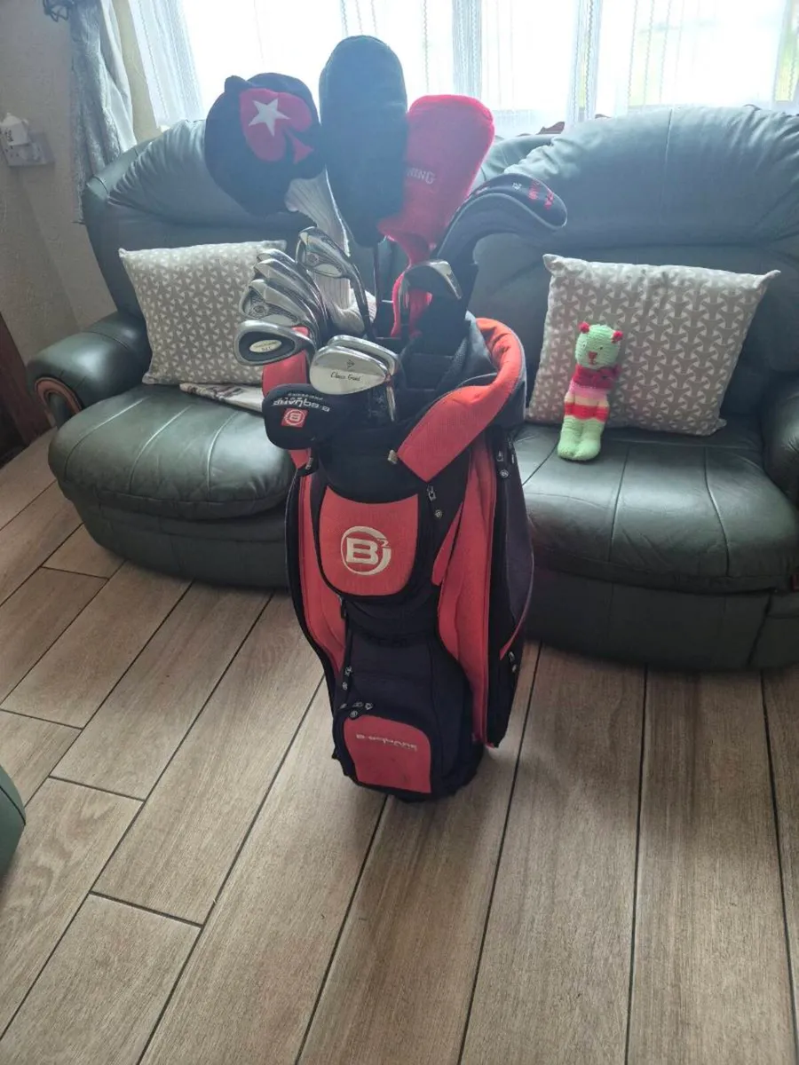 Golf Set - Image 1