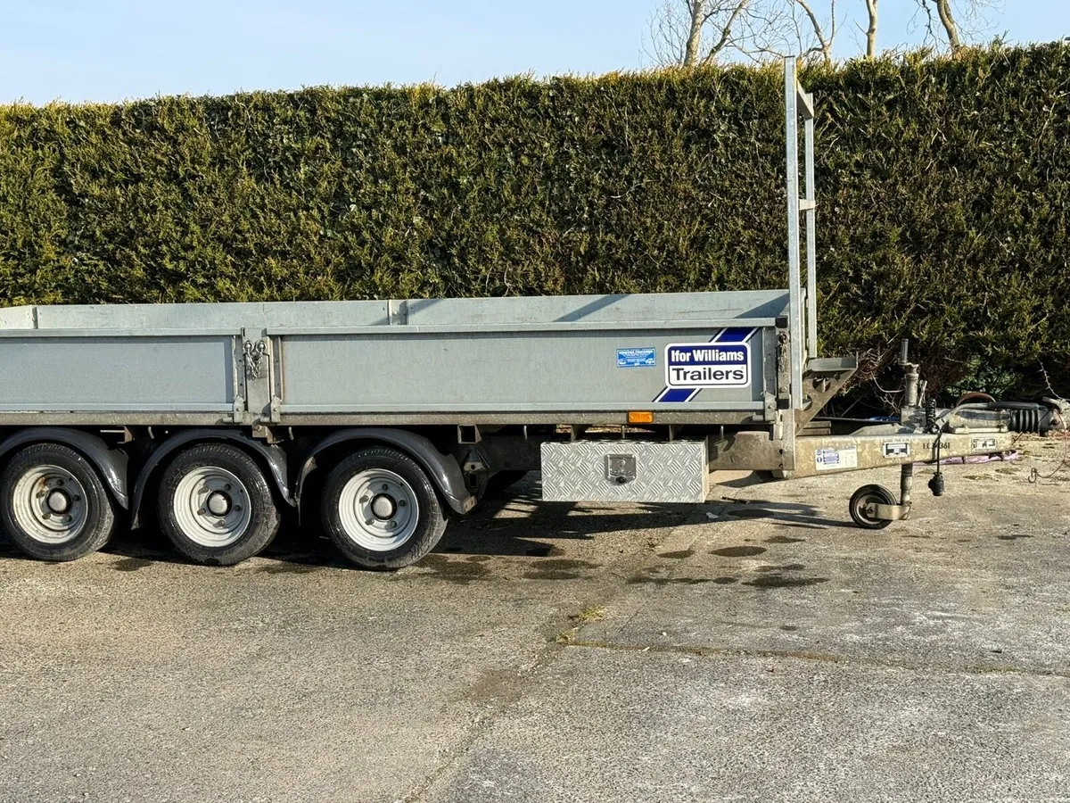 14’ x 6’6” flatbed ivor Williams trailer. - Image 3