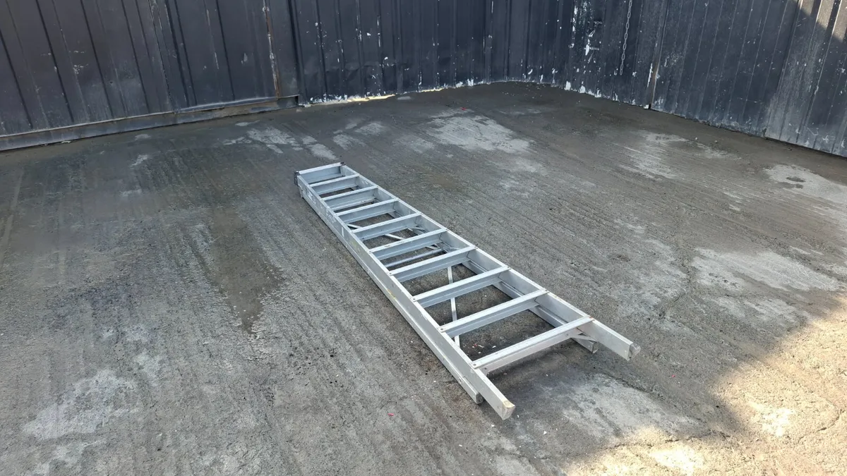 10 Tread Aluminium Step Ladder – Heavy Duty Trade - Image 1