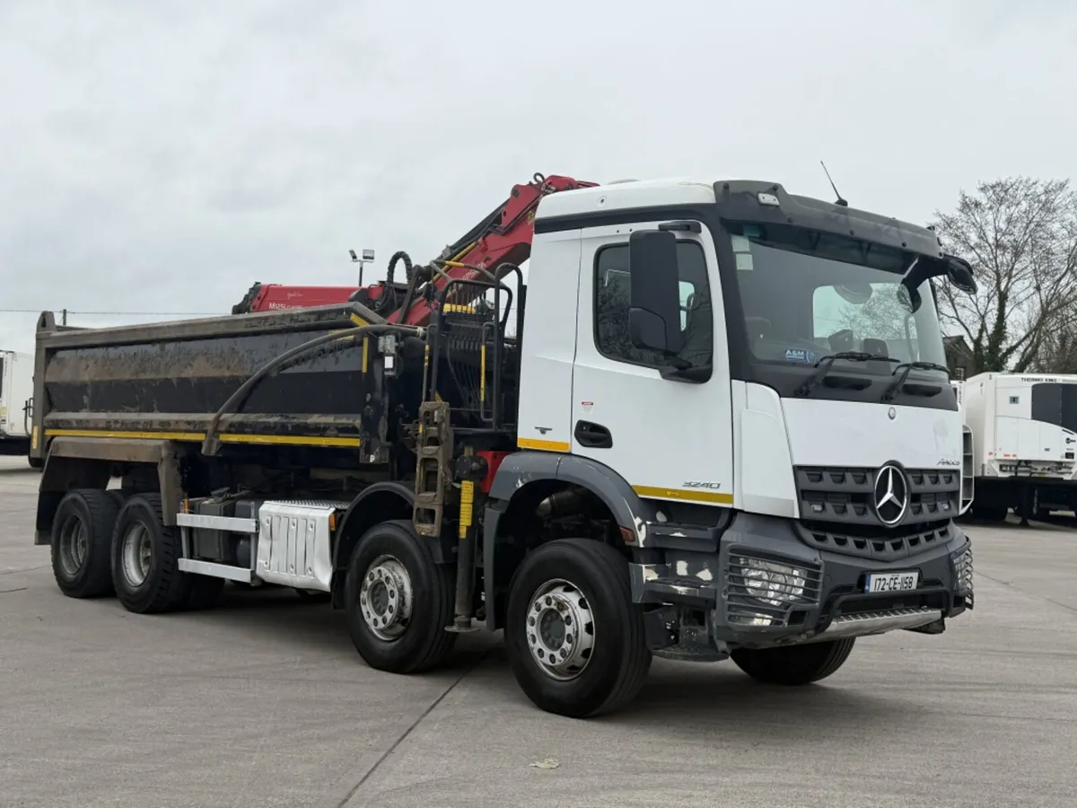 2017 MERCEDES-BENZ ARCOS TIPPER GRAB - Image 1