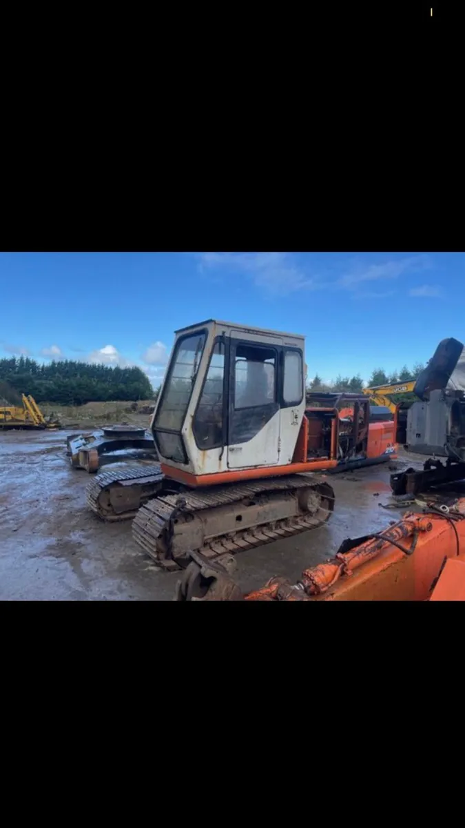 Wanted old hitachi diggers wanted - Image 2