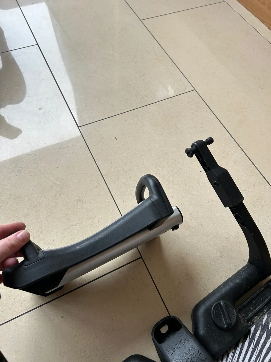 Lascal buggy board with seat - Image 2