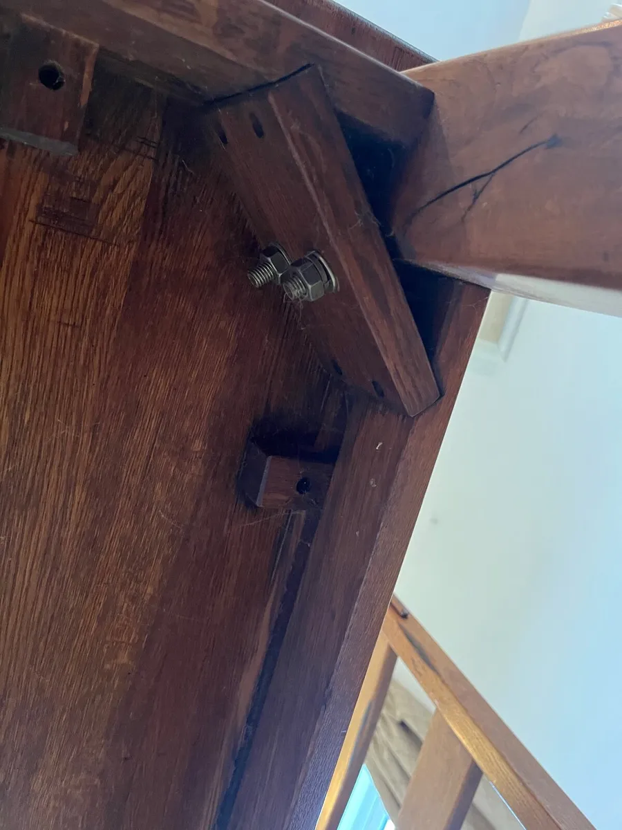 Dining Table +4 chairs - Image 4