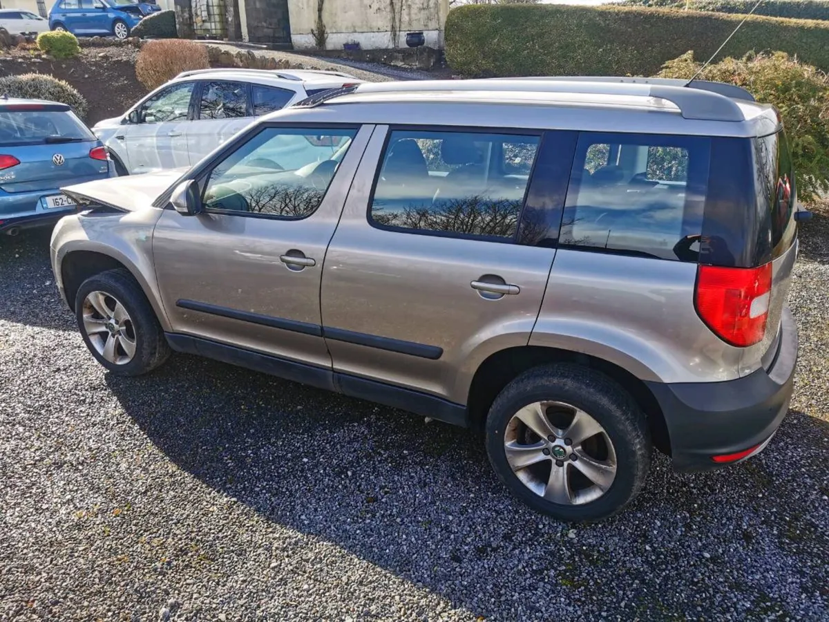 11 Skoda Yeti - Image 2