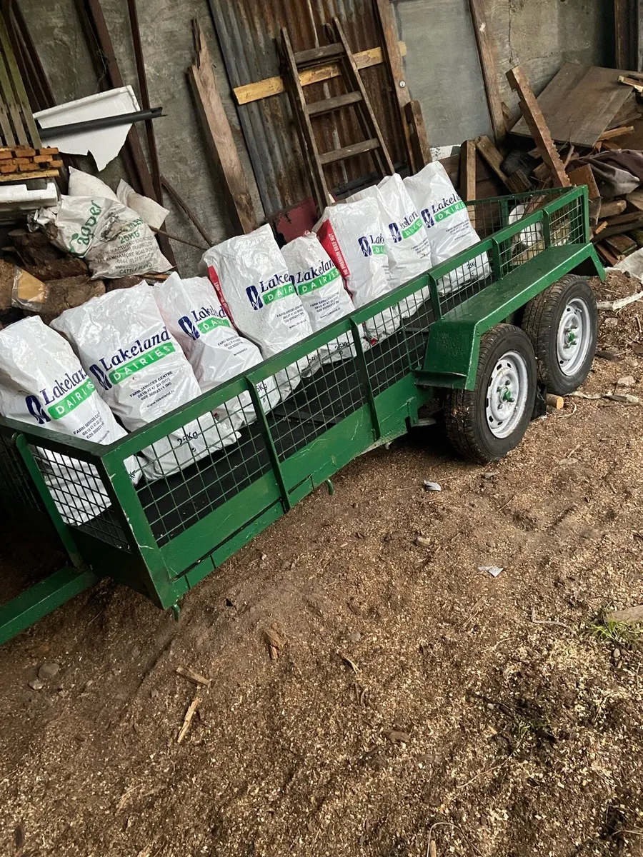 Trailer . Massey Ferguson tiller / grabber - Image 1