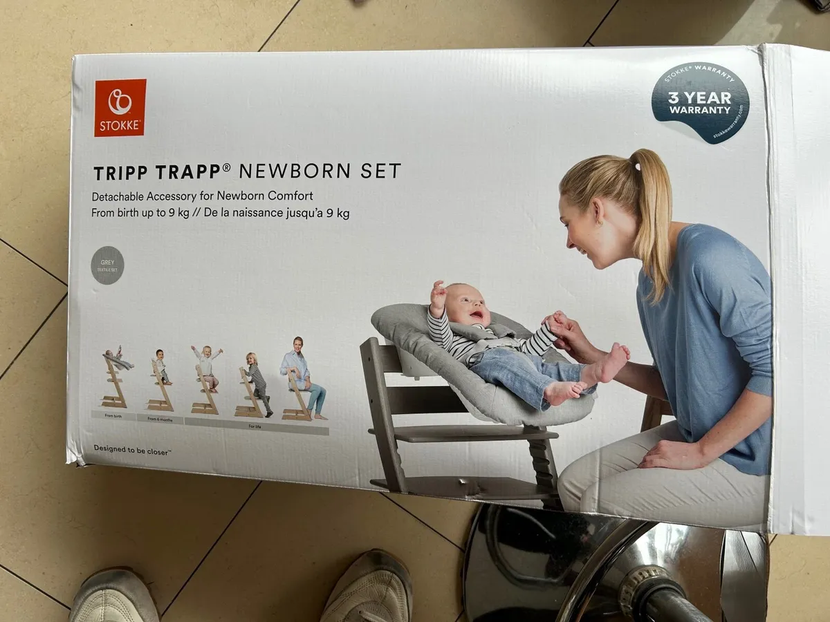 Tripp trapp newborn seat with toy hanger - Image 2