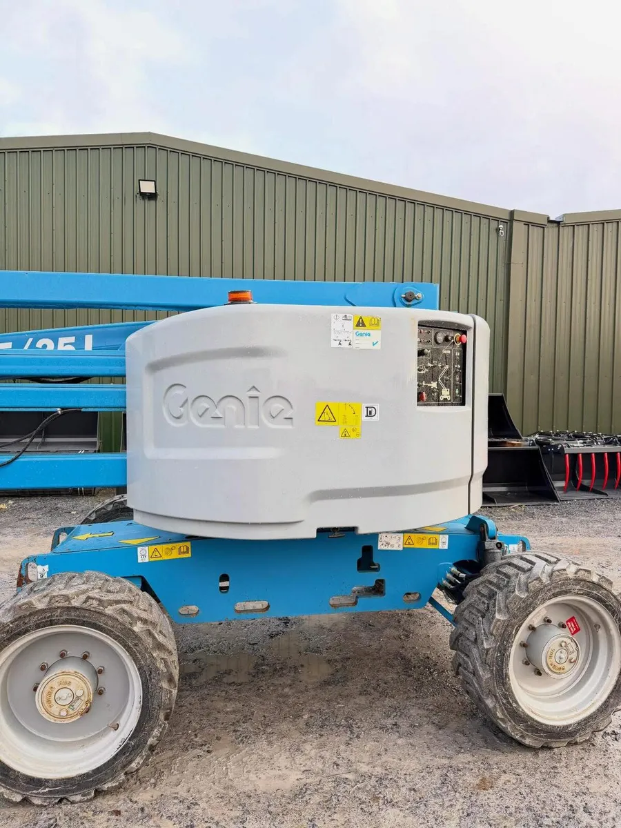 GENIE BOOM - Image 2