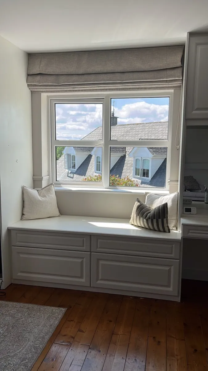 Window seat Bench with 4 drawers - Image 1