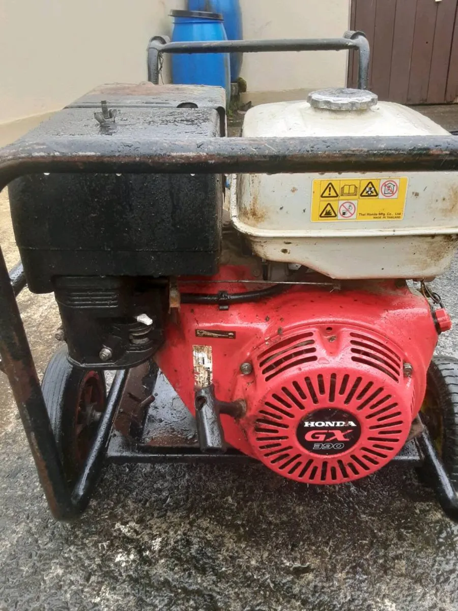 Honda psi 3000 powerwasher - Image 1