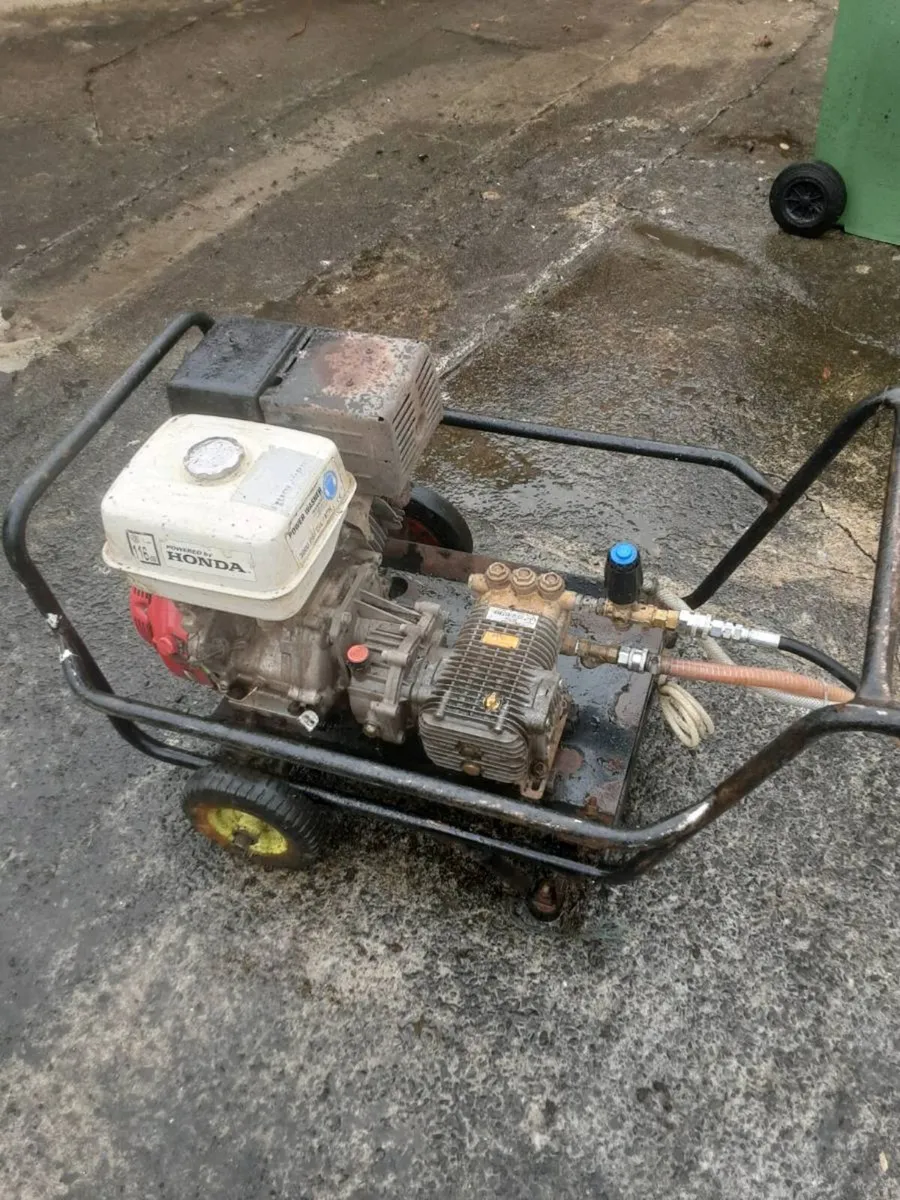 Honda psi 3000 powerwasher - Image 3