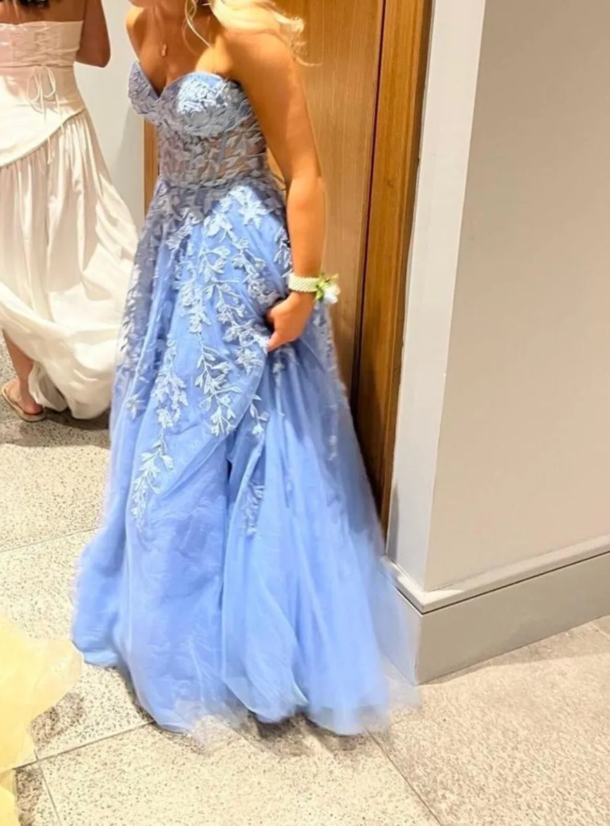 Dani’s closet debs dress - Image 2