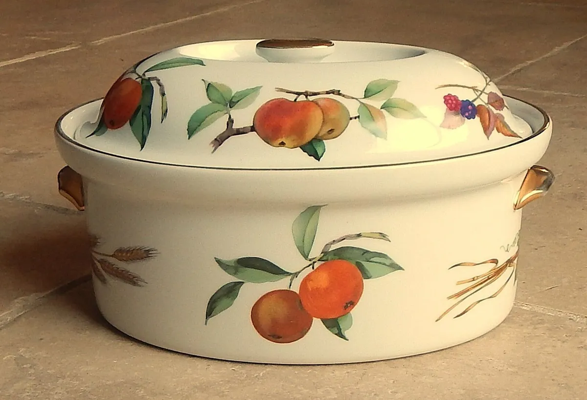 Royal Worcester Casserole Dish & Egg Coddler - Image 2