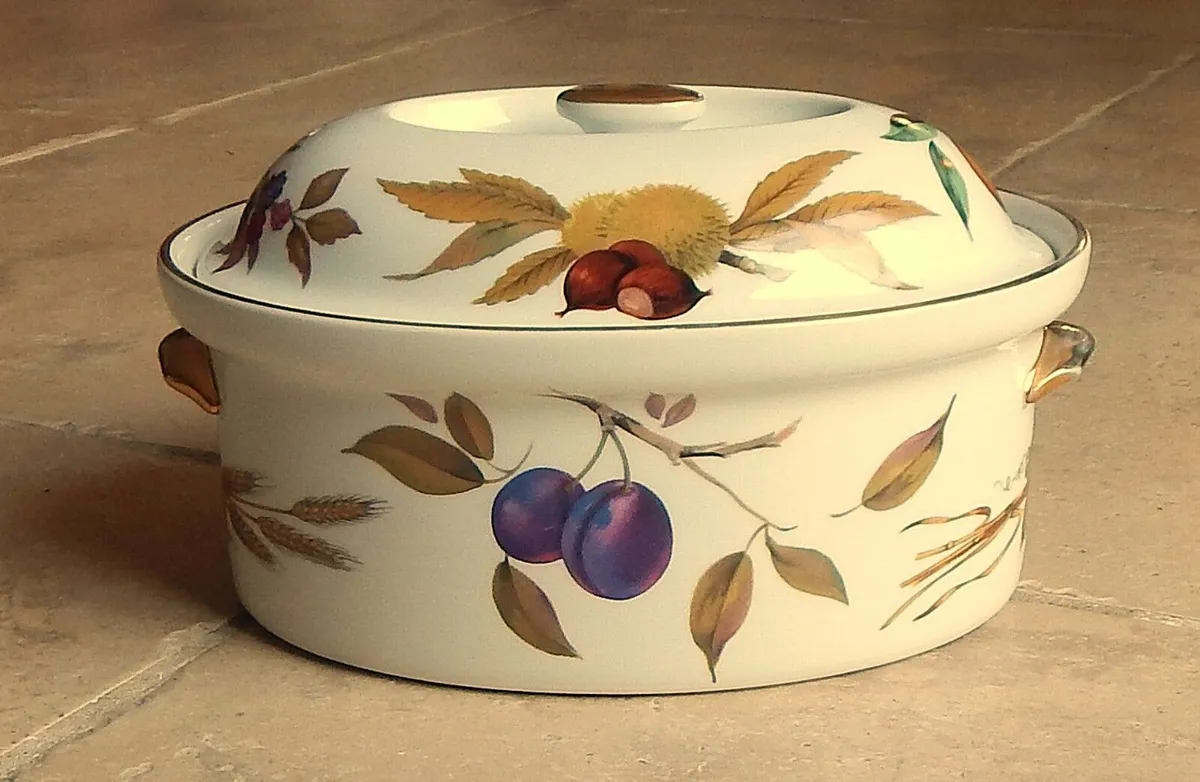Royal Worcester Casserole Dish & Egg Coddler - Image 4