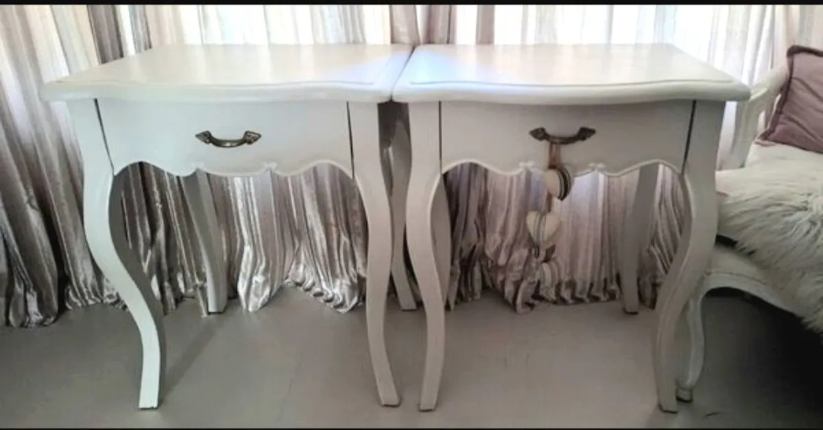 Side tables x 2 - Image 1