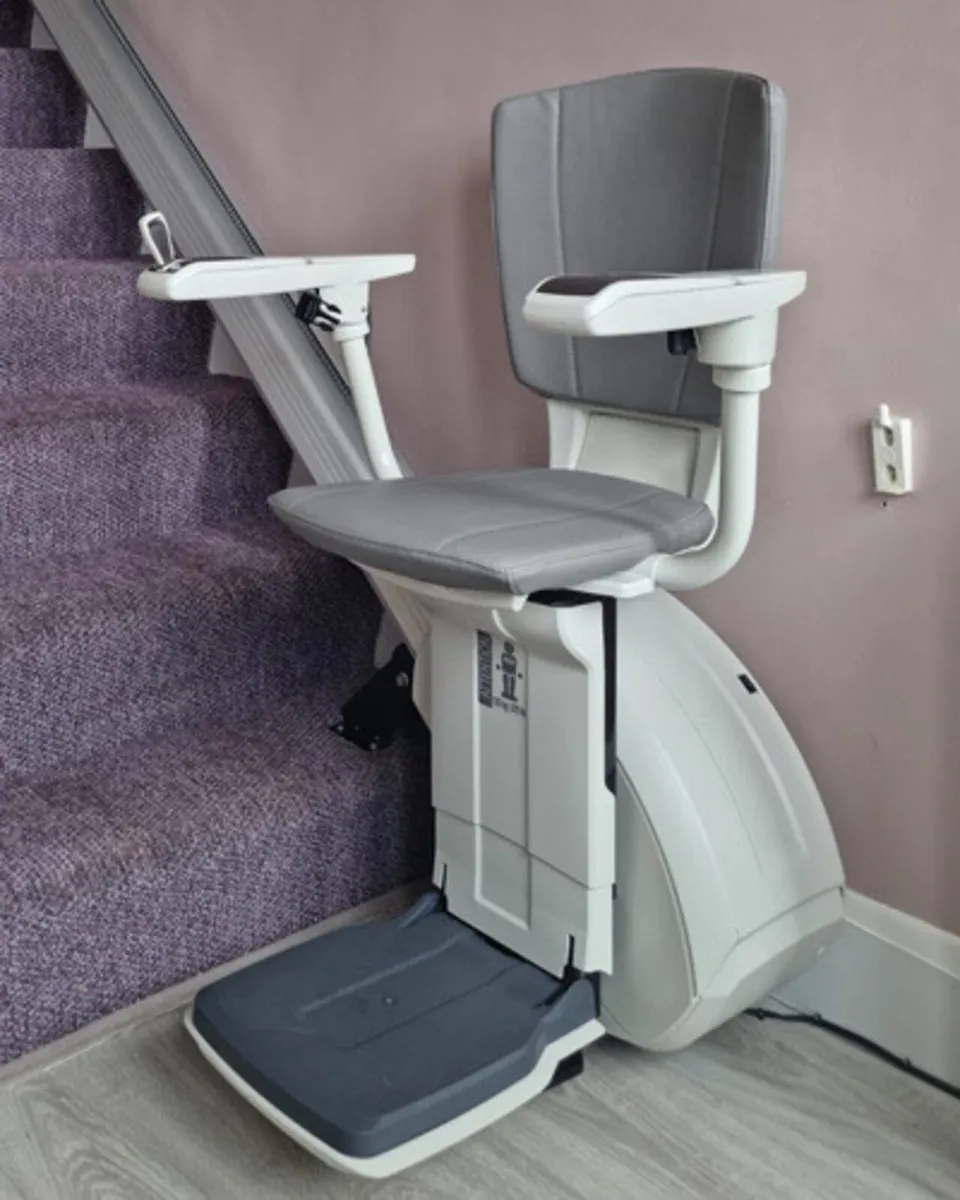 ‼️Lease a Stairlift Monthly - Stair Lift Rental - Image 1