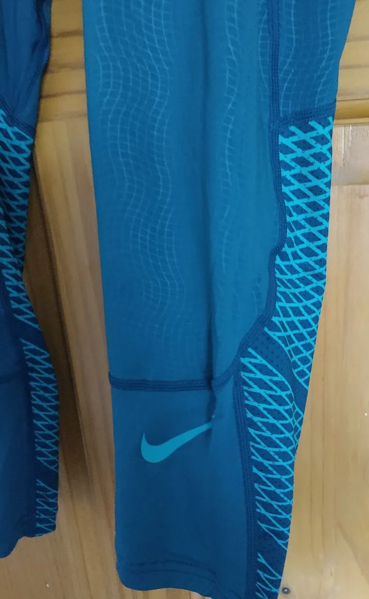 Nike Pro gym training leggings L - Image 2