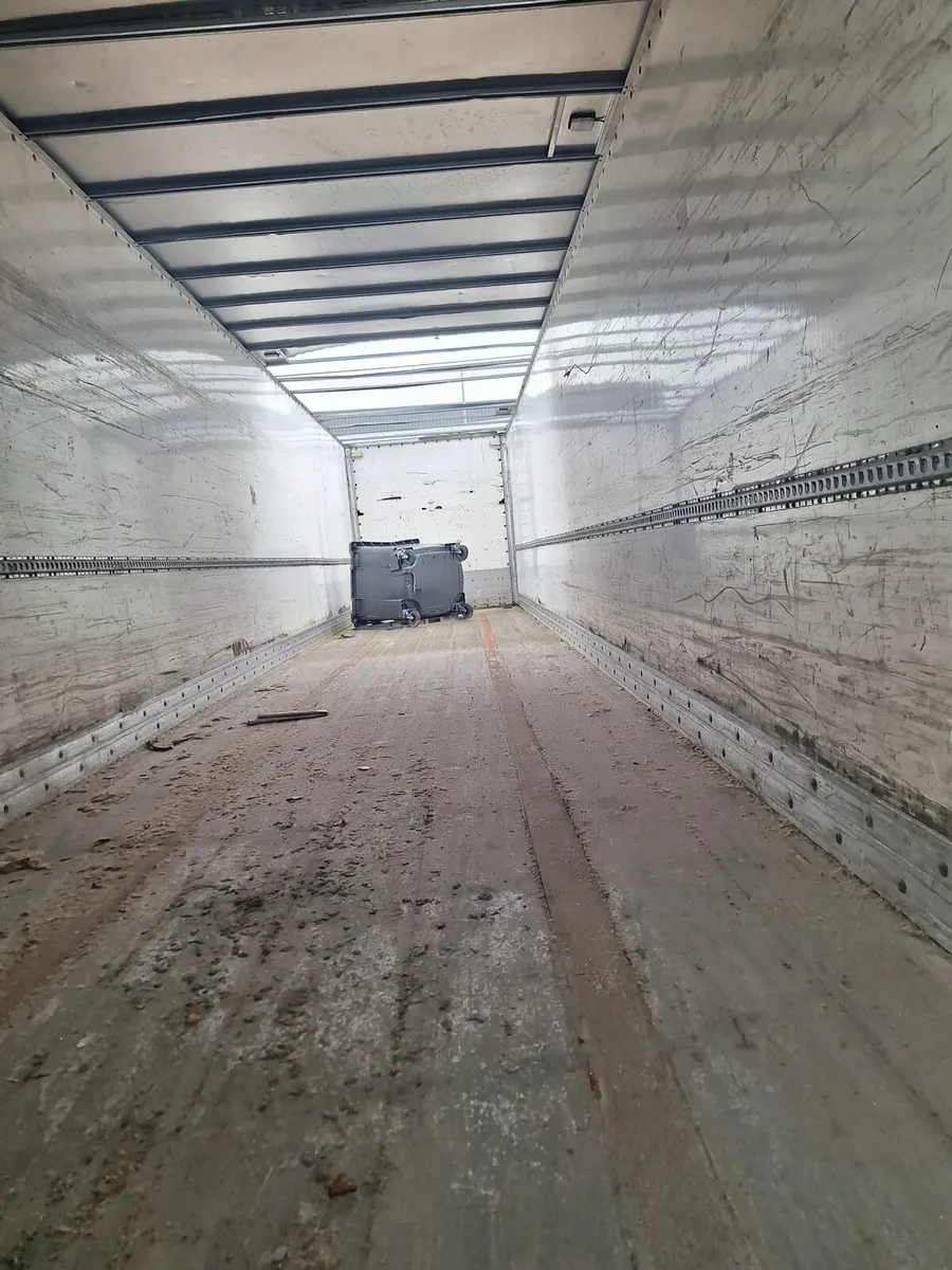 40Ft  trailer takeaway for free - Image 3