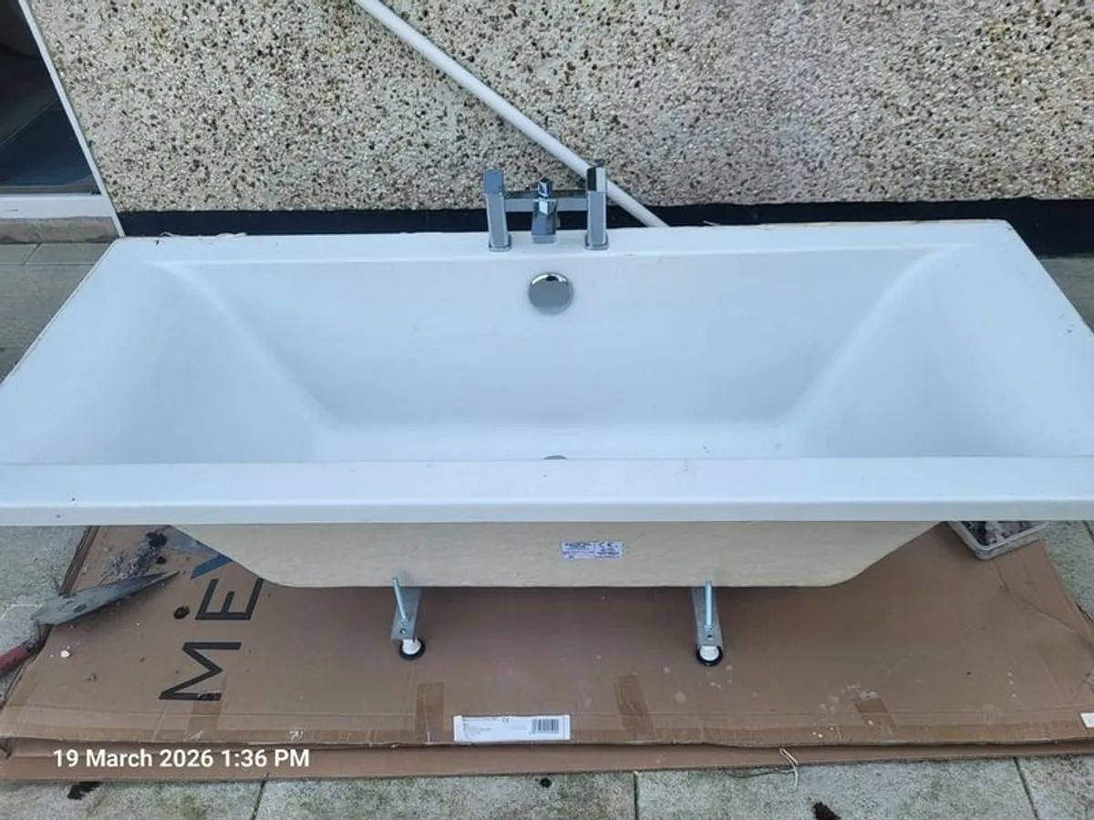 Bathtub