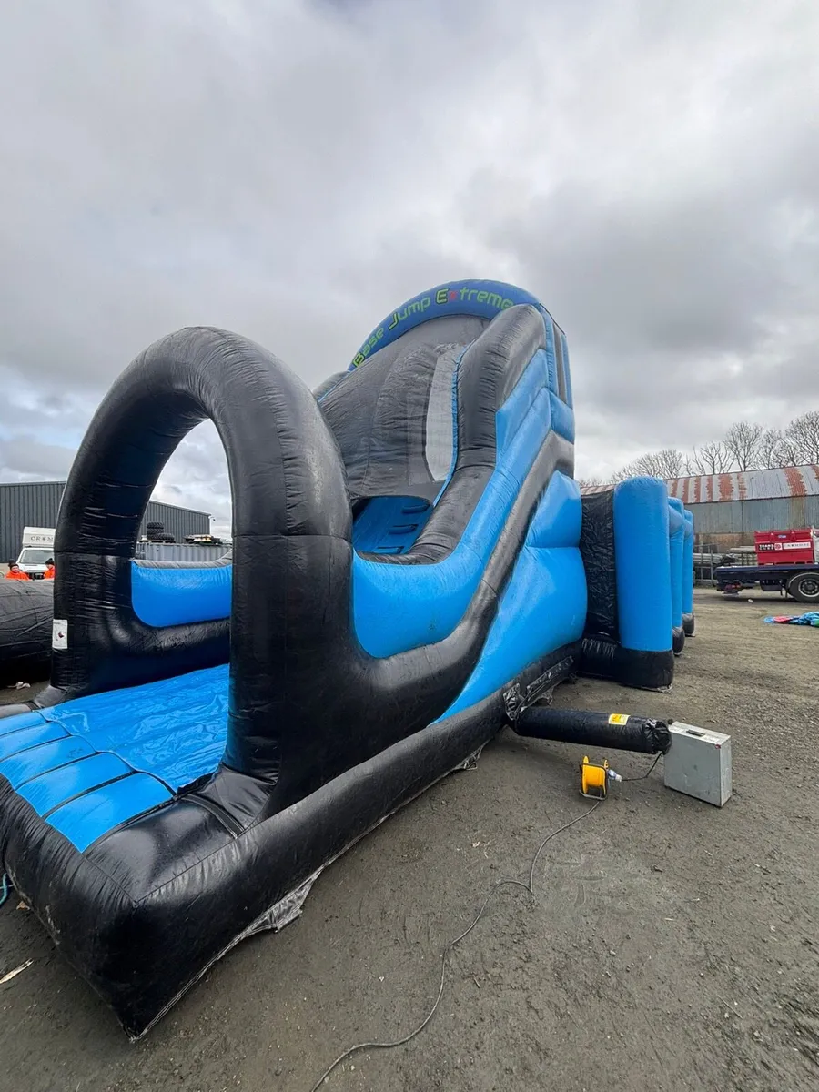Bouncy Castle - Base Jump - Airquee - Image 1