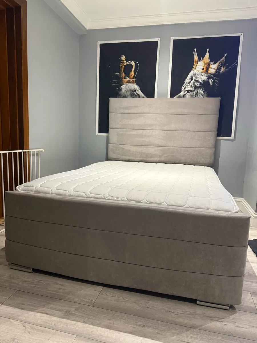 Double bed and mattress - Image 2