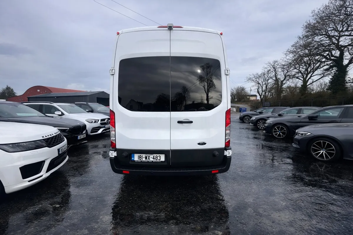 181 Ford Transit 2.2 TDCI 17 SEATER BUS LOW KMS - Image 4