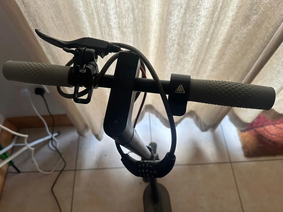 E scooter - Image 2